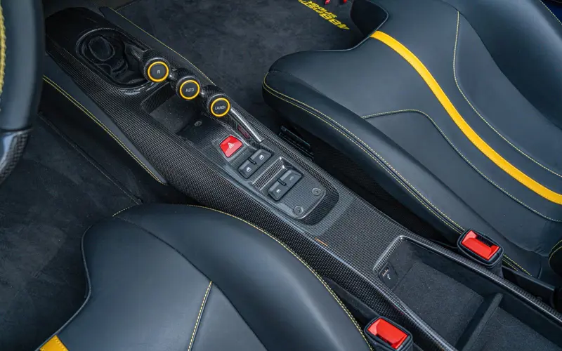 Ferrari 488 Pista Spider * ONLY 365 KM * CARBON (14x) * LIFT *  - 108430