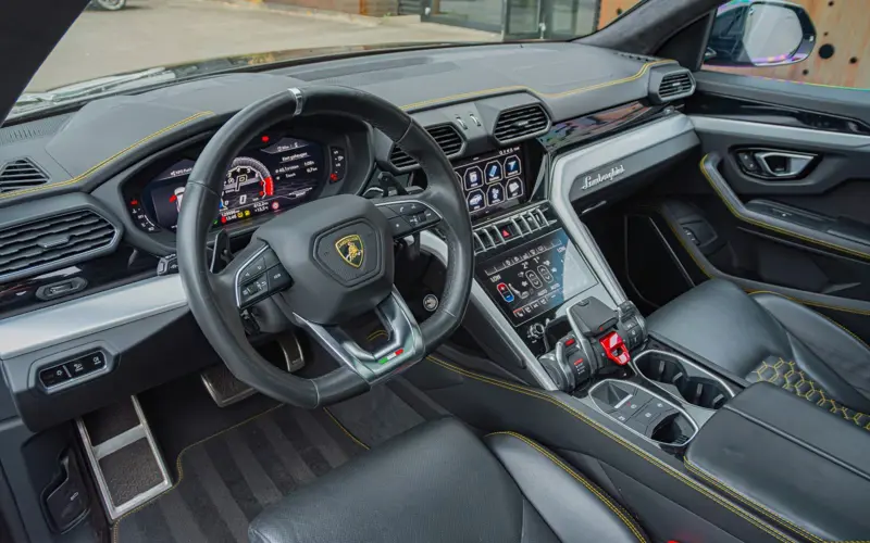 Lamborghini Urus 4.0 V8 * MASSAGE * ADAS * STYLE PACK * URBAN - 84224