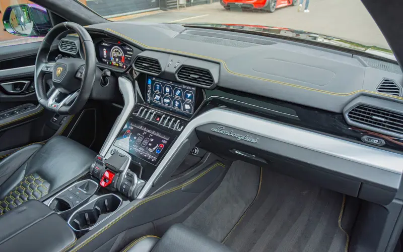 Lamborghini Urus 4.0 V8 * MASSAGE * ADAS * STYLE PACK * URBAN - 84232