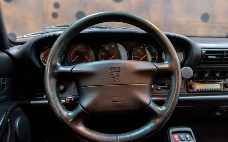 Porsche 993 Carrera 4S Coupé * Schaltgetriebe * Dach *  - 128080