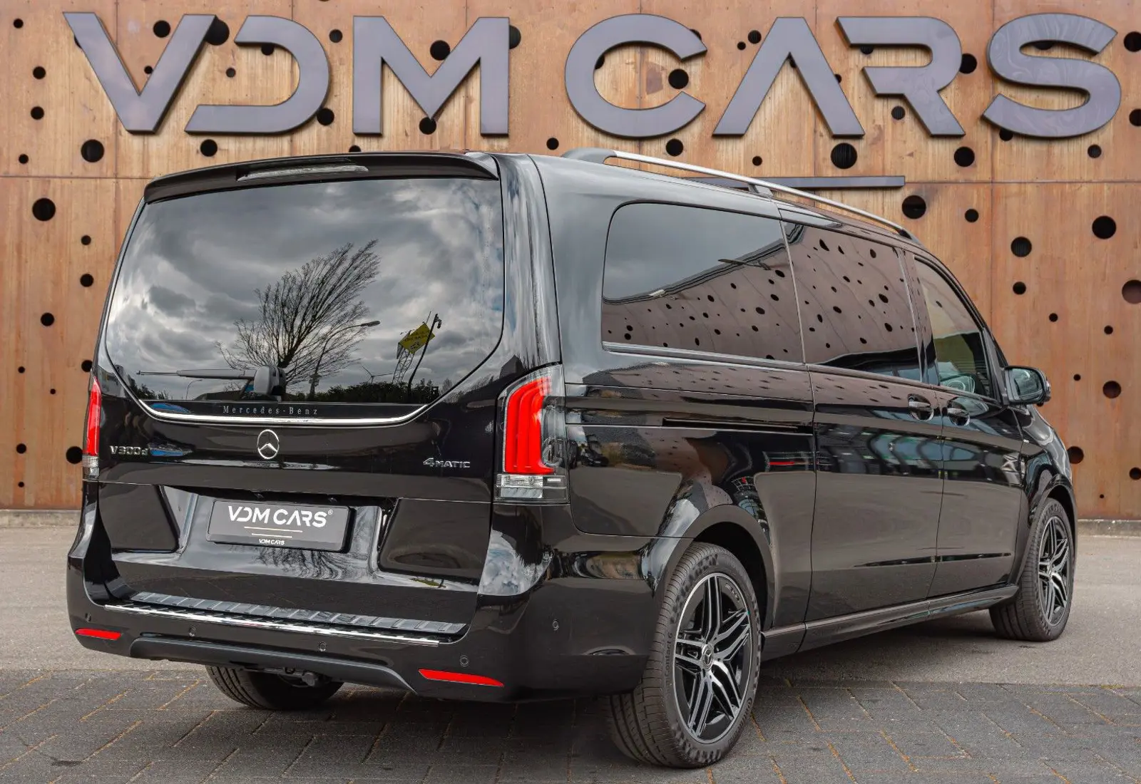 Mercedes-Benz V 300 d EXCLUSIVE L3 * NIGHT * 360 * AMG *  - 81508