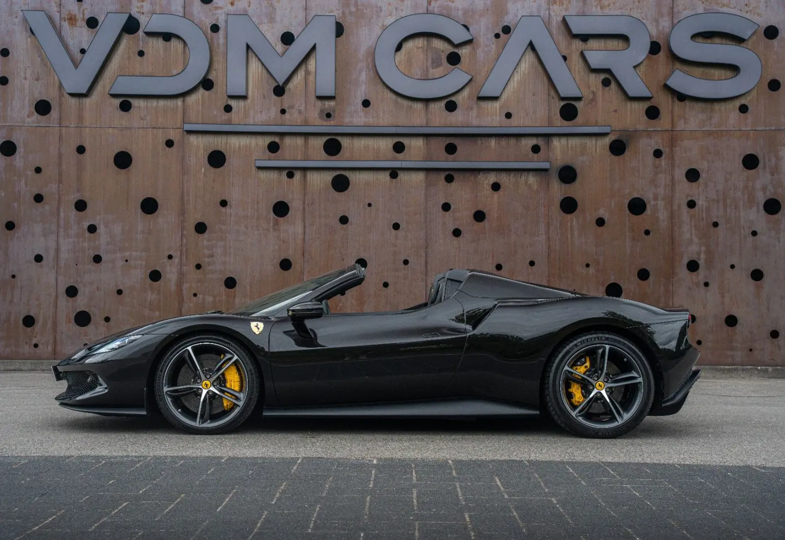 Ferrari 296 GTS * AKRAPOVIC * CARBON SEATS * LIFT * AFS * CONNECT - 153744