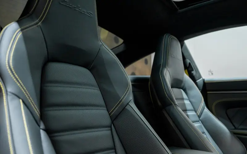 Porsche 911 Turbo S * 992.2 * MY26 * SPORTDES * CARBON EXTERIOR - 145904