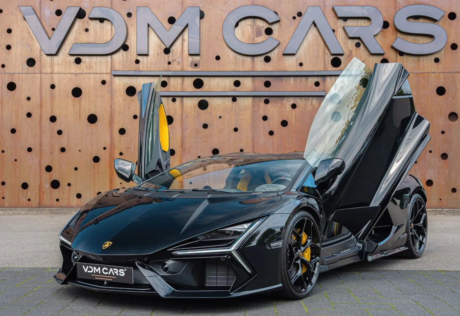 Lamborghini Revuelto 6.5 V12 * NEW CAR * AVAILABLE * BI COLOR - 126167