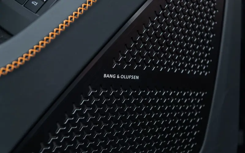 Lamborghini Urus SE * KERES MATTE * SONUS * MAINTENANCE PACK * 23" *  - 127982