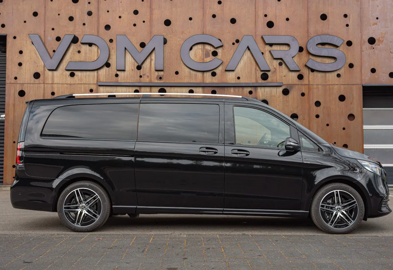 Mercedes-Benz V 300 d EXCLUSIVE L3 * NIGHT * 360 * AMG *  - 81509