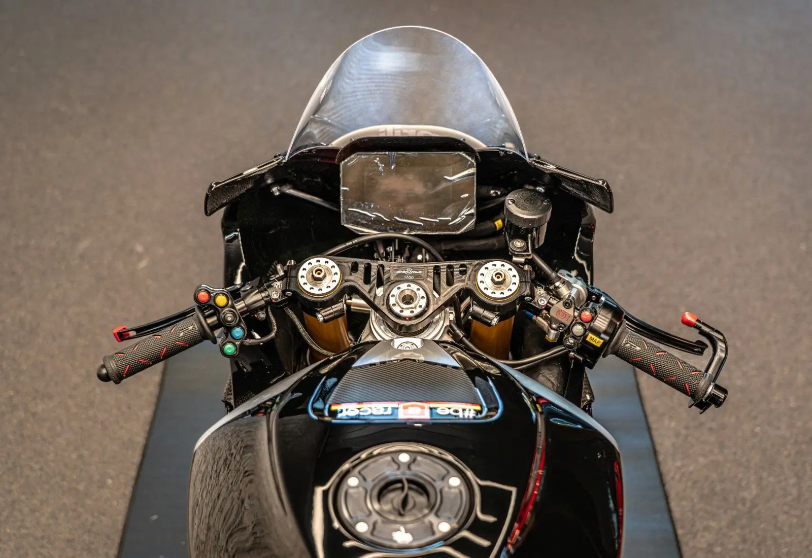 Aprilia RSV4 X ex3ma * 1 OF 30 LIMITED EDITION *  - 164516