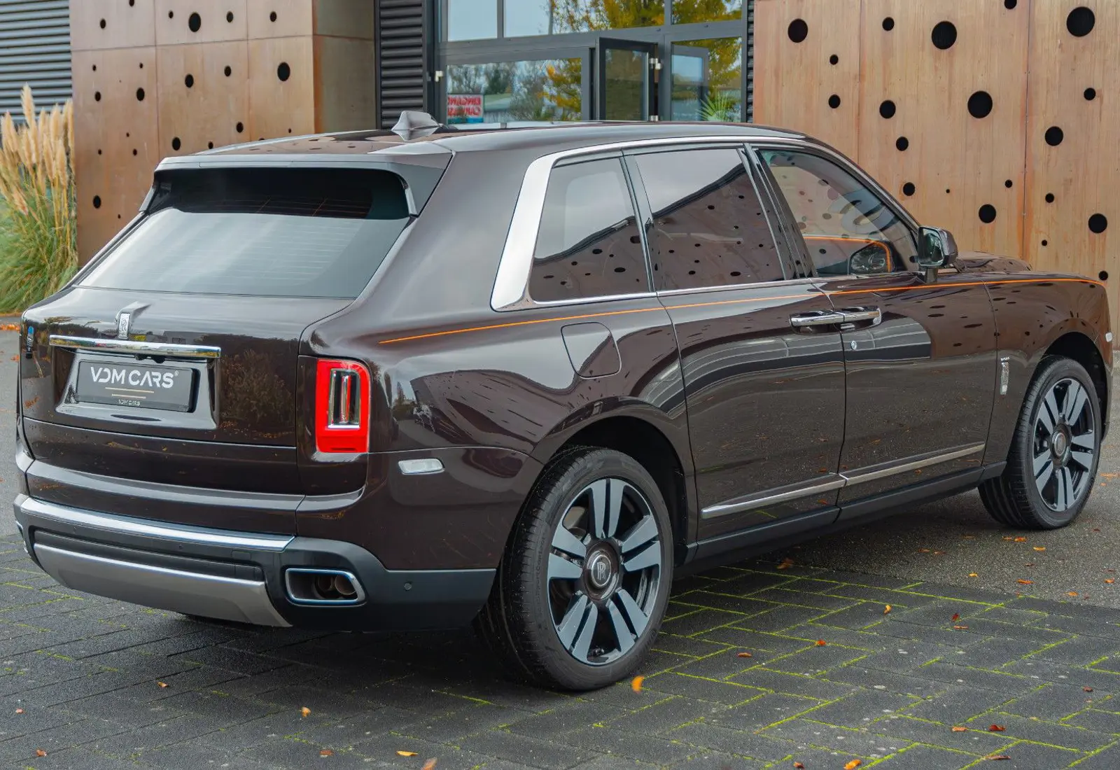 Rolls-Royce Cullinan * FOND-ENT. * VIEWING SUITE * BESPOKE * MASSAG - 96962