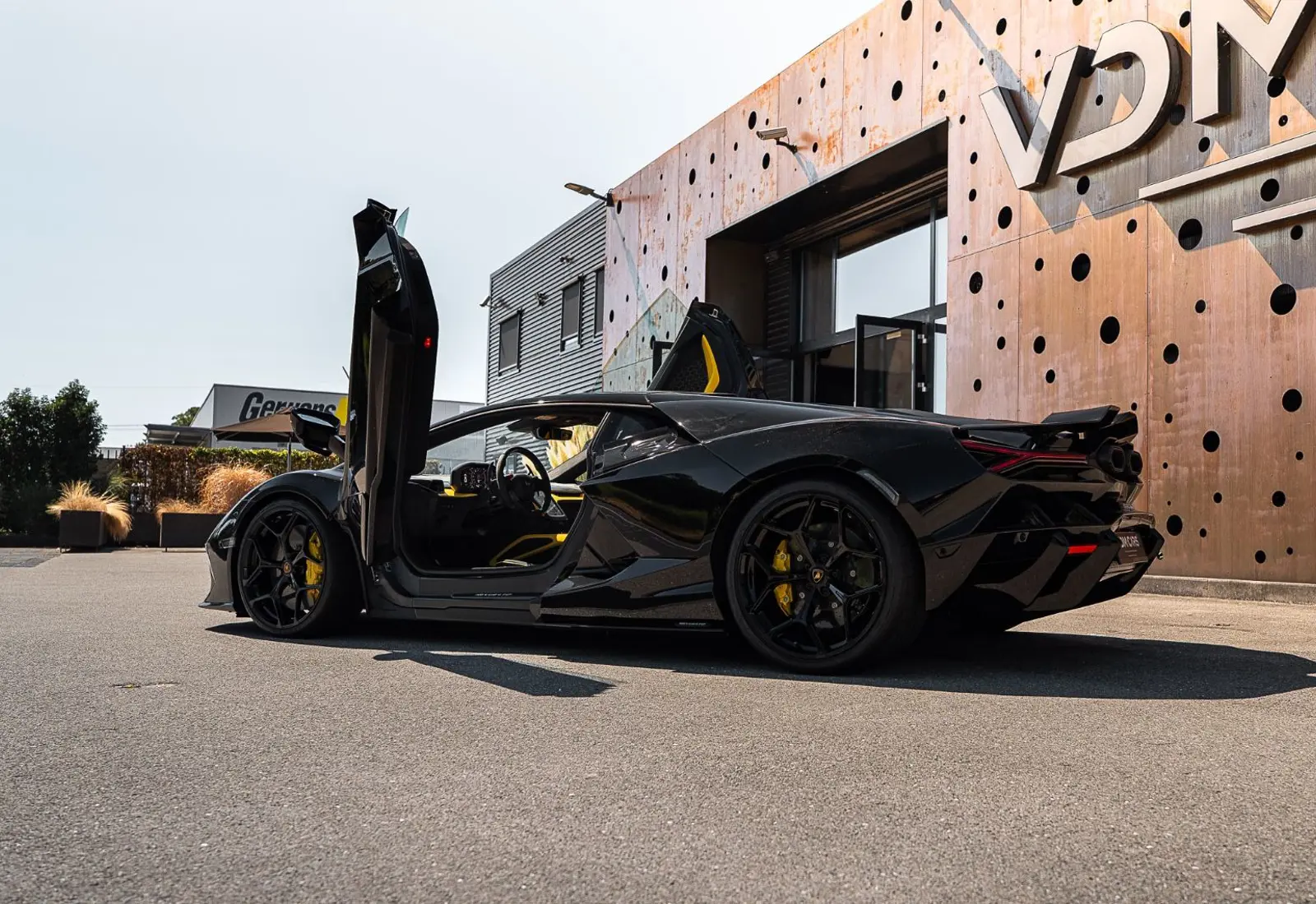 Lamborghini Revuelto 6.5 V12 * NEW CAR * AVAILABLE * BI COLOR - 168822