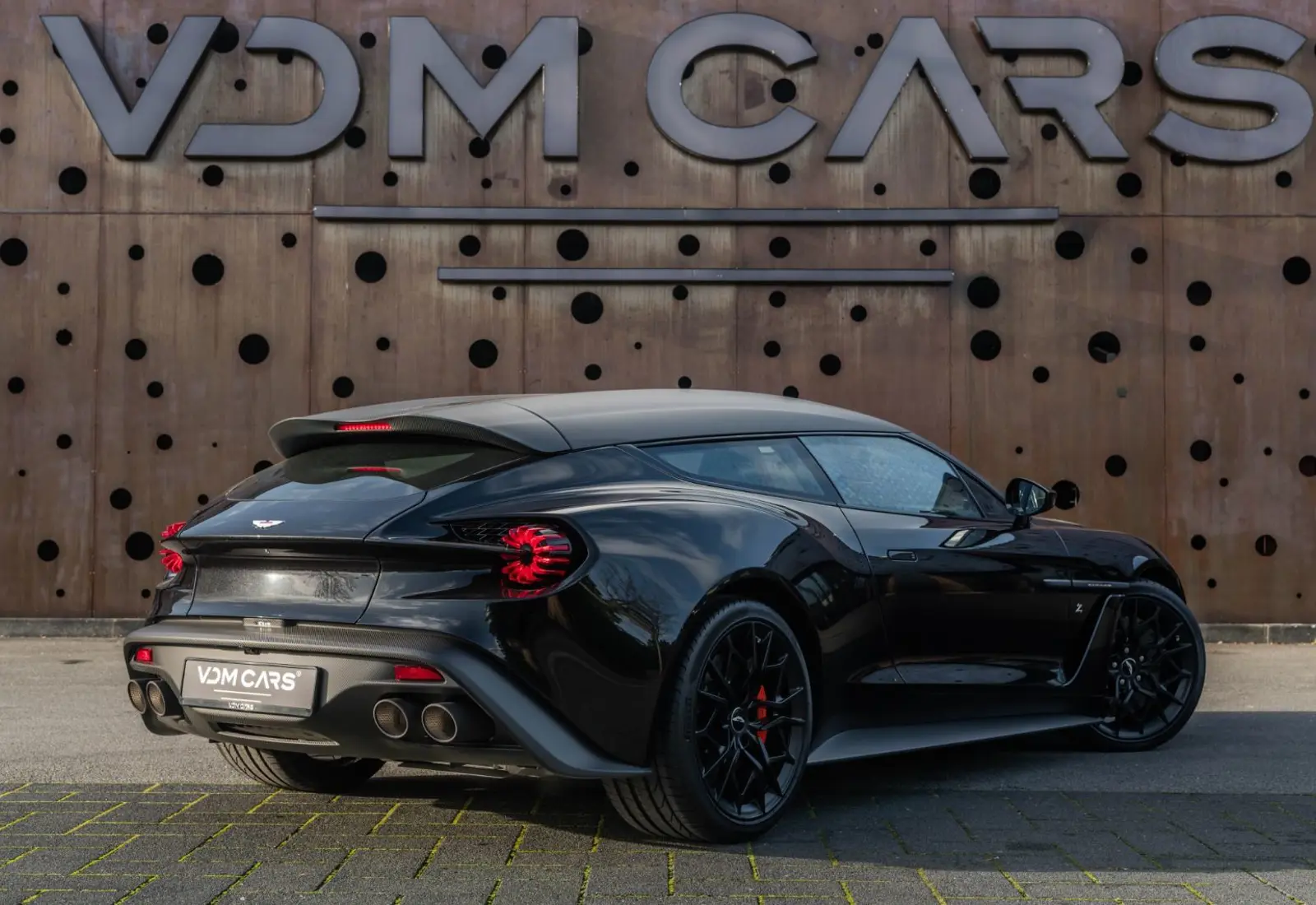 Aston Martin Vanquish Zagato Shooting Brake NEW SERVICE ! NEW - 124967