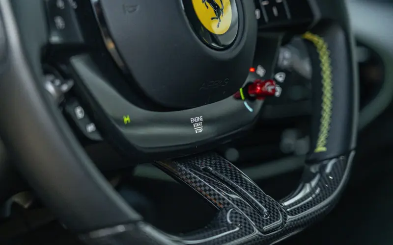 Ferrari SF90 Stradale * ATELIER * GIALLO TRIPLO * CARBON * TAILO - 138936