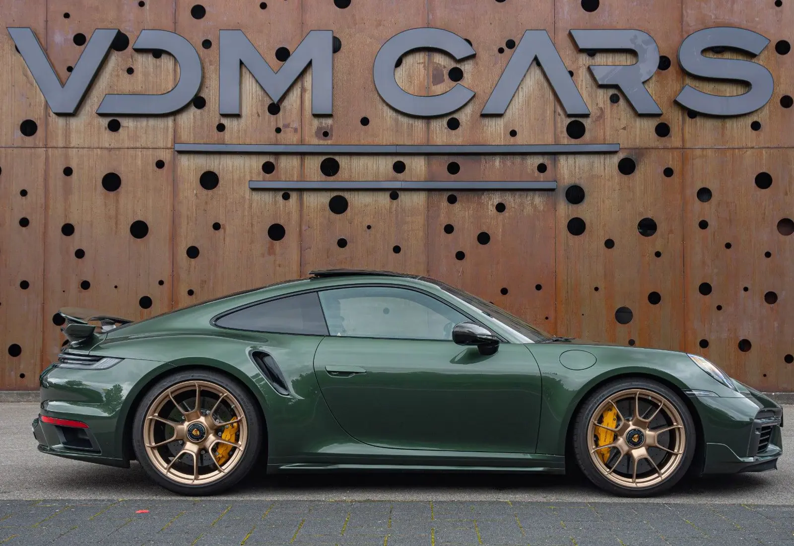 Porsche 992 Turbo S * AERO * PASM * PCCB * CARBON *  - 109979