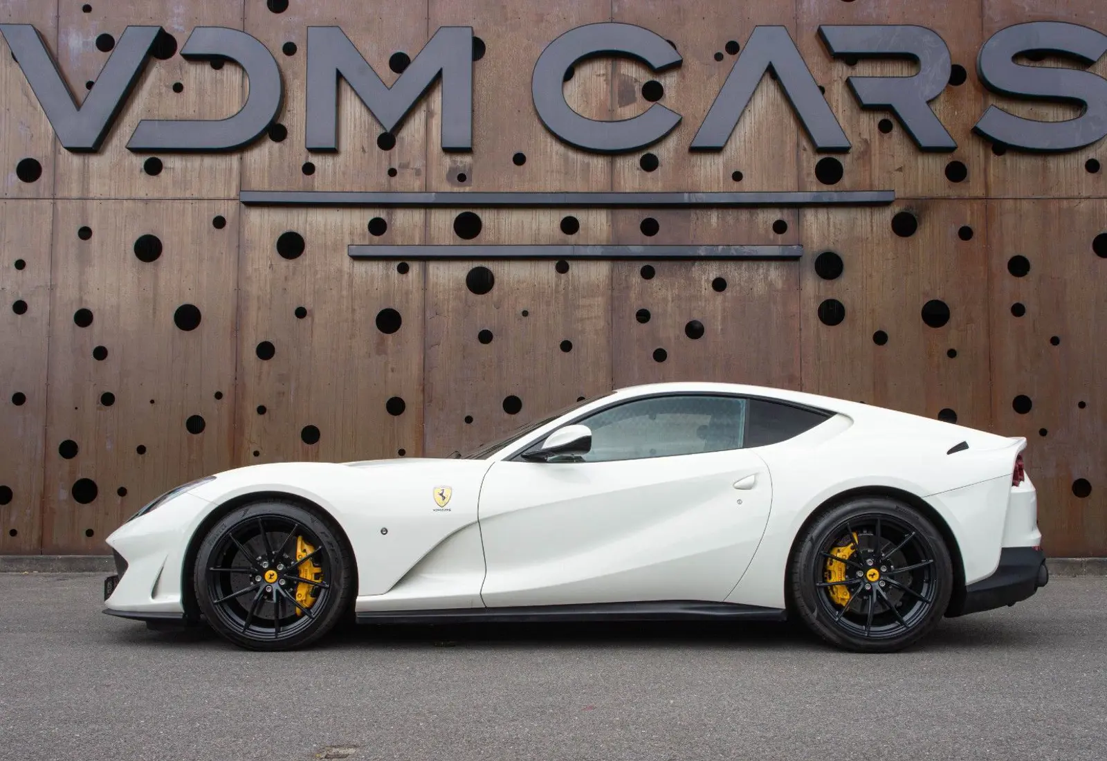 Ferrari 812 Superfast * CARBON SEATS * NEW SERVICE *  - 114357