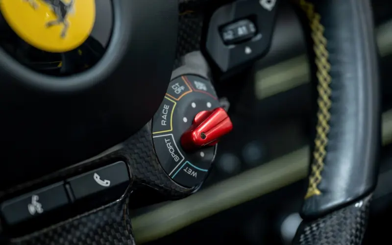 Ferrari F8 Spider * LIFT * AFS1 * CARBON * Racing Seats *  - 144771