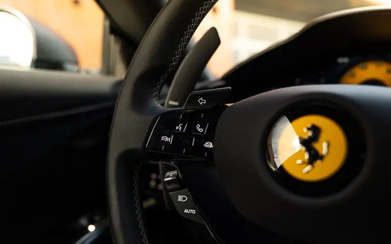 Ferrari 12Cilindri * MATT Carbon * VOLL * LP 565.205,- * Neu - 169207