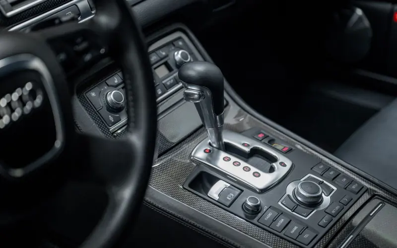 Audi S8 5.2 quattro * MASSAGE * LUFTFEDERUNG * CARBON *  - 166333