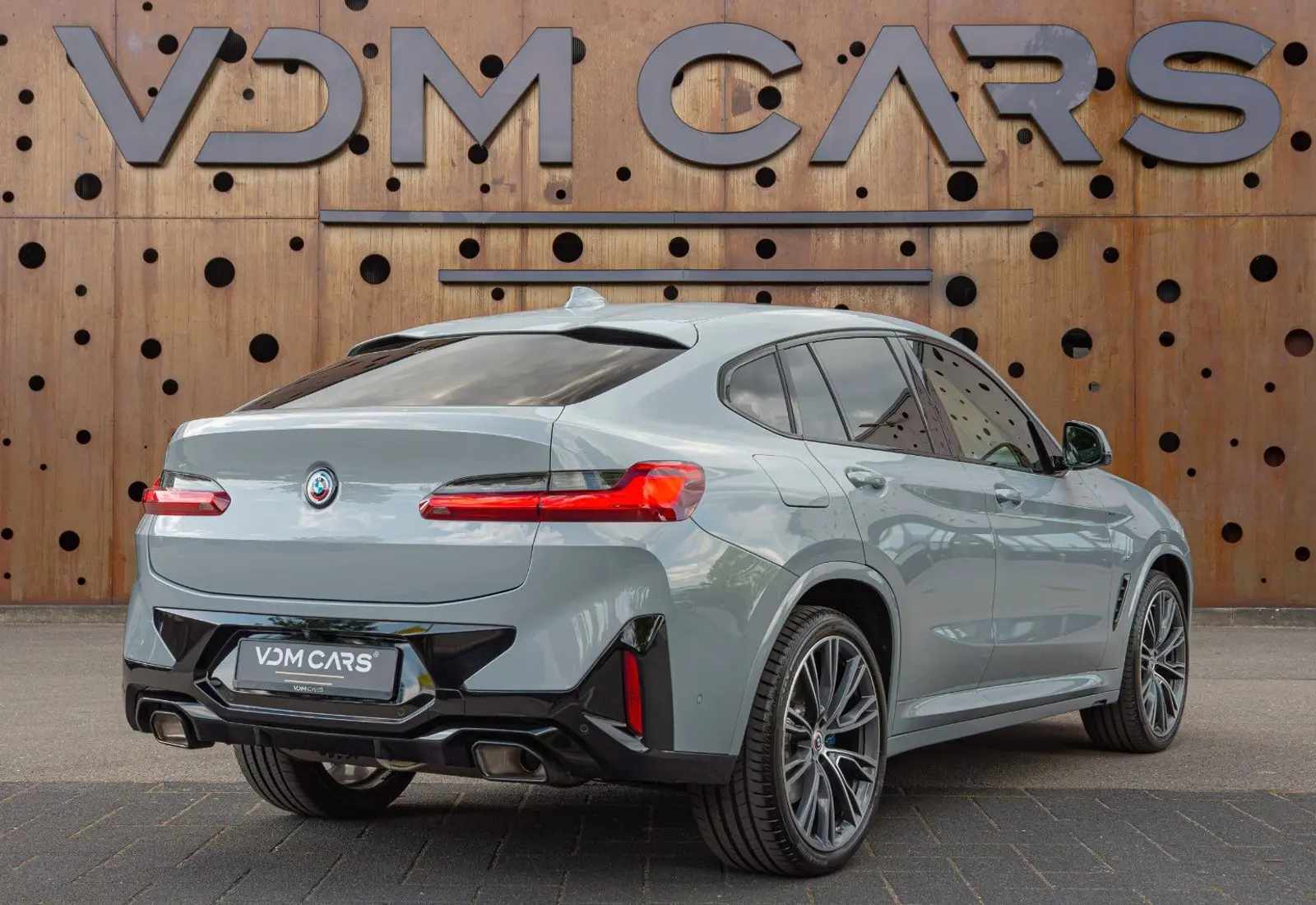 BMW X4 xDrive 20 i M Sport * PANO * HARMAN * 360 * SHADOW *  - 107482