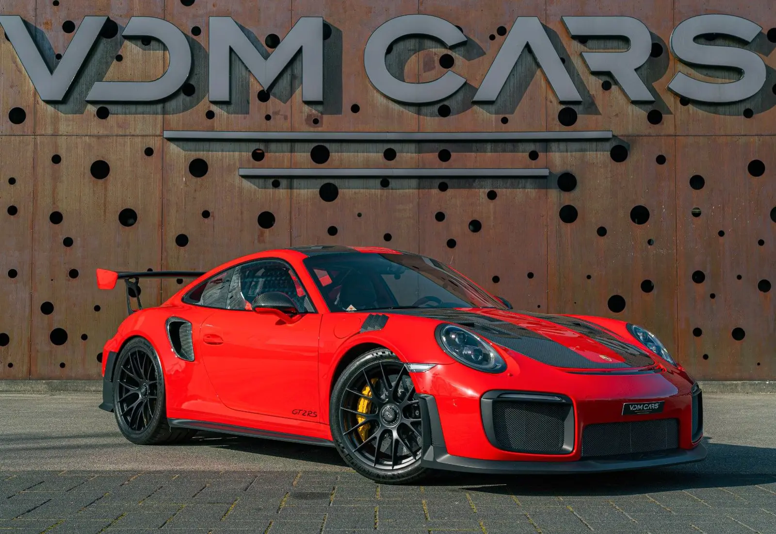 Porsche 911 GT2 RS * WEISSACH * 1.OWNER * ONLY 732KM * NEW - 135681