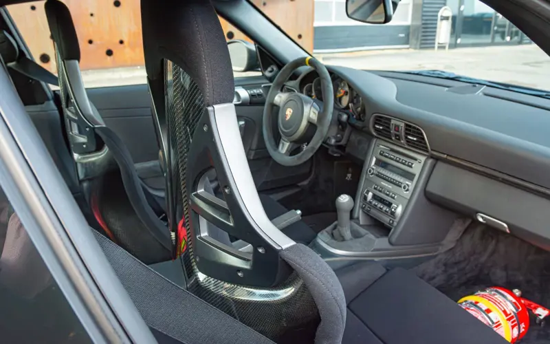 Porsche 911 GT3 RS * ONLY 2.300KM! * PCCB * PASM * CLUBSPORT *  - 126871