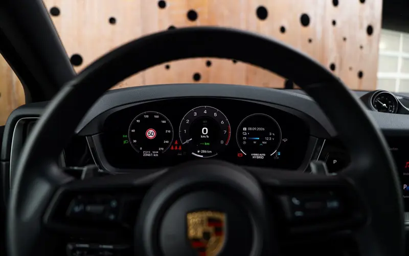 Porsche Cayenne E-Hybrid * PASM * SOFTCLOSE * PANO * CHRONO * 360 - 171927