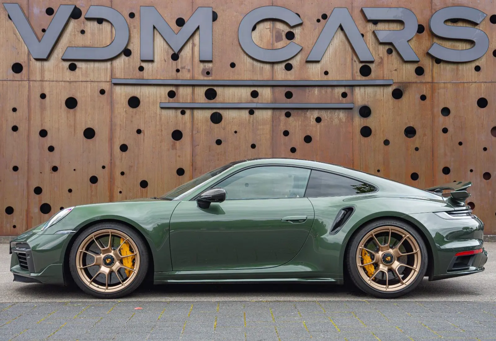 Porsche 992 Turbo S * AERO * PASM * PCCB * CARBON *  - 109980