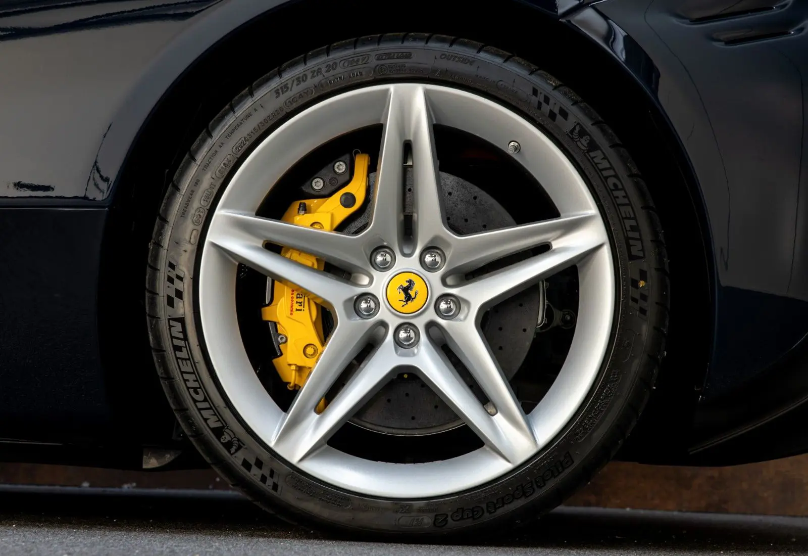 Ferrari SF90 Spider * LIFT * L-RACESEATS * CAMERA *  - 110641