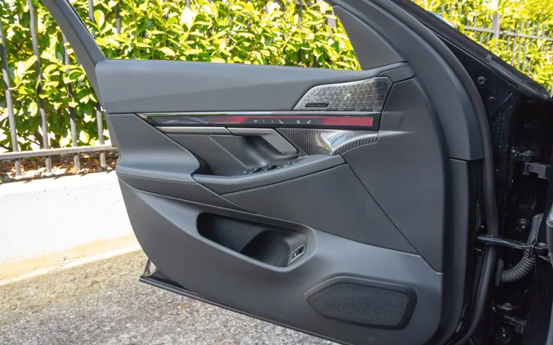 BMW M5 Touring * ULTIMATE * CERAMIC * CARBON * SHADOW *  - 108563