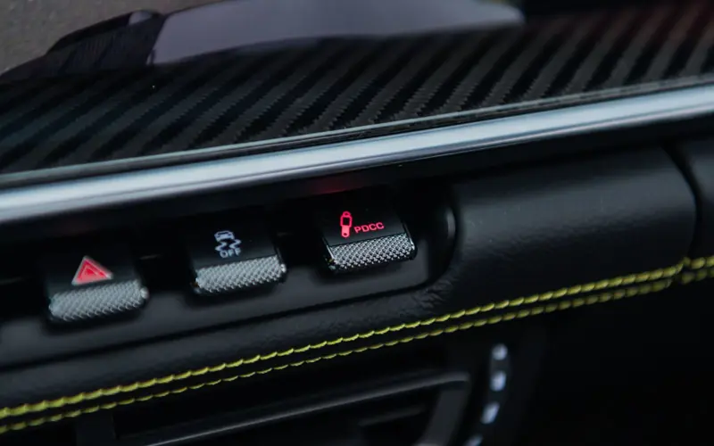 Porsche 911 BRABUS ROCKET R * 1 OF 25 * 900HP * CARBON * LIFT *  - 121474