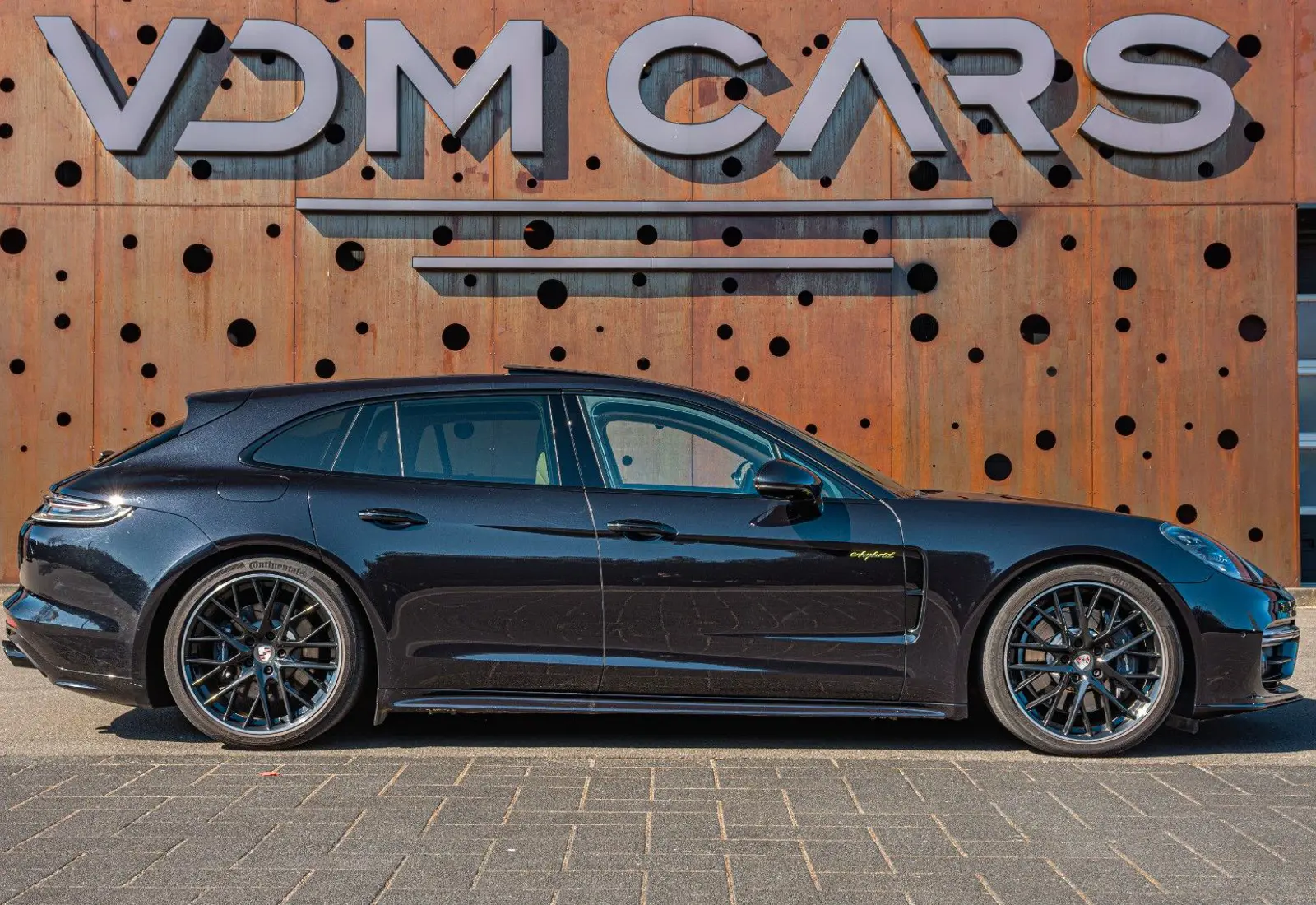Porsche Panamera Sport Turismo 4 E-Hybrid Platinum Editi - 144830