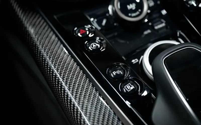 Aston Martin DBX 707 * Carbon * Sitzbelüftung * ACC * 360 * DesignPack - 165718