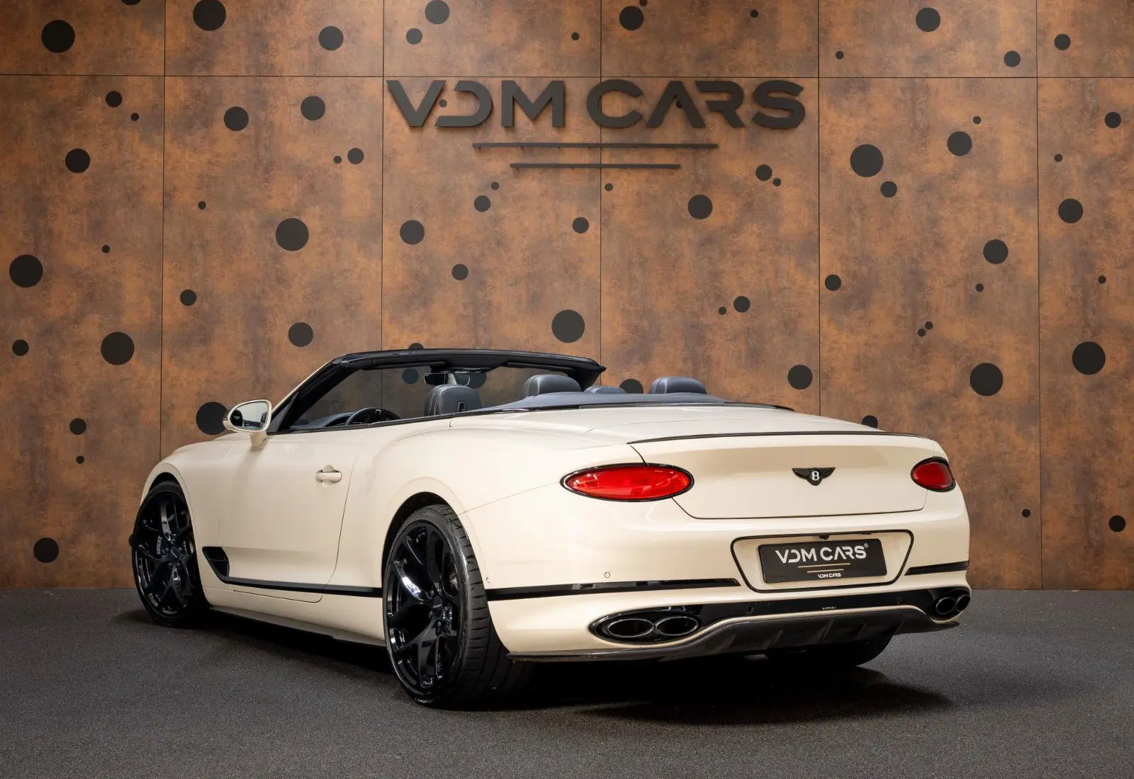 Bentley Continental GTC * MANSORY * Carbon * Blackline * B&amp;O *  - 109000