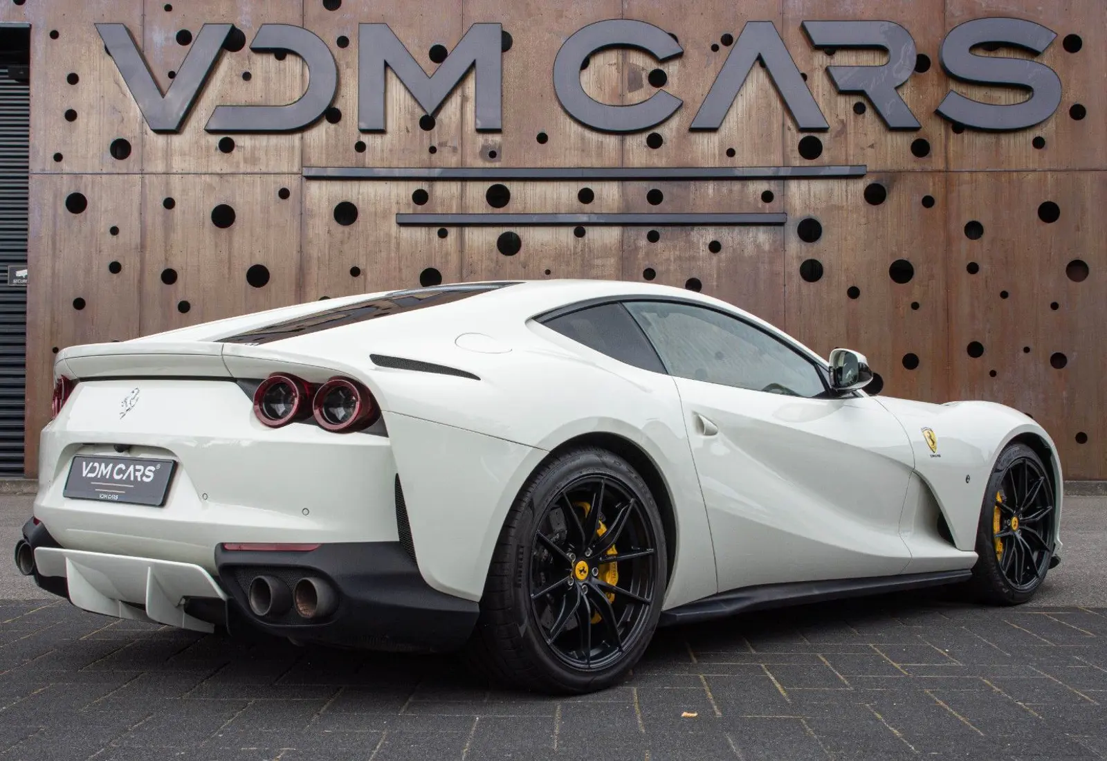 Ferrari 812 Superfast * CARBON SEATS * NEW SERVICE *  - 114352