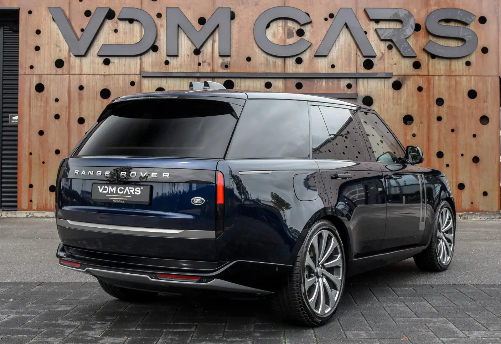 Land Rover Range Rover D300 HSE * BESPOKE * CARPLAY * PANO * 360 *  - 144797