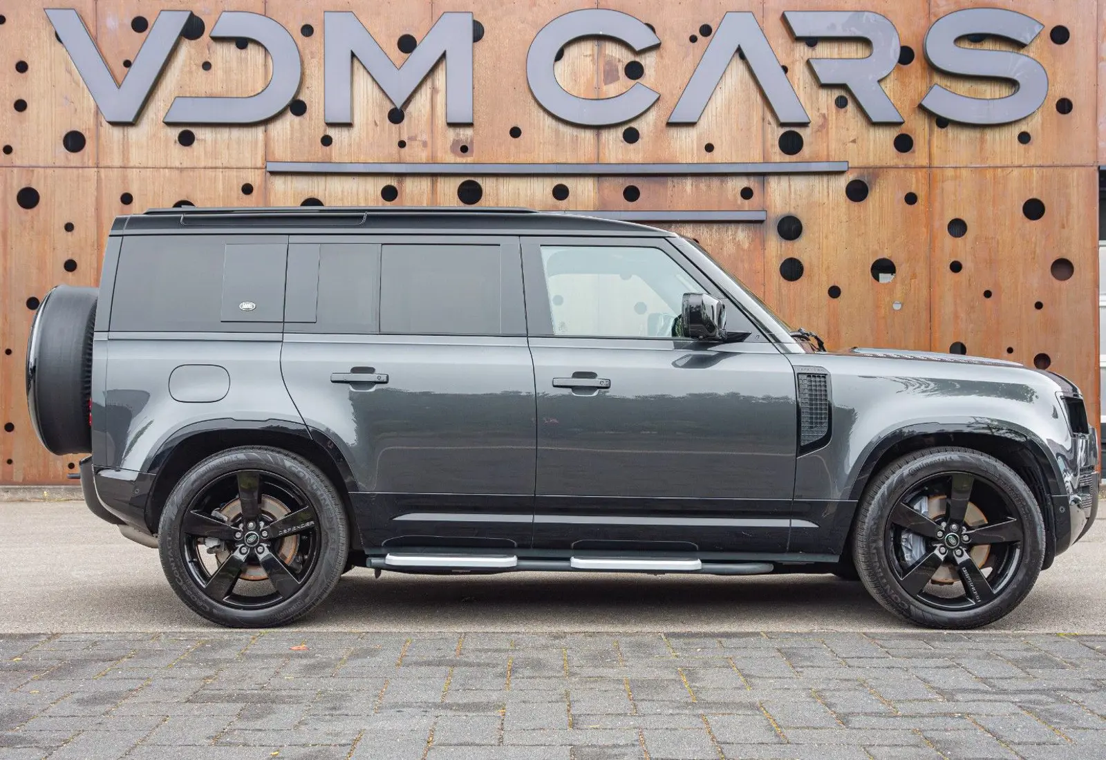 Land Rover Defender 3.0 D300 MHEV HSE 110 * MERIDIAN * PANO *  - 84787