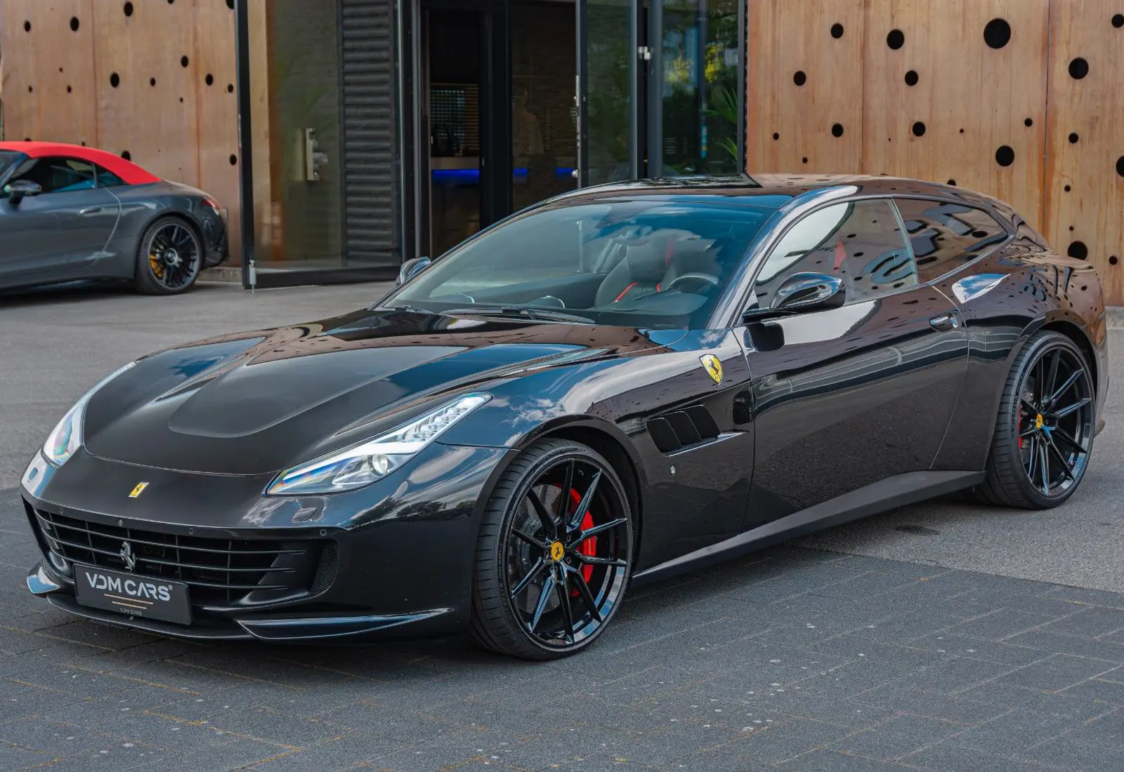Ferrari GTC4Lusso V12 * NOVITEC * CARPLAY * P.DISPLAY * PANO * VO - 96747
