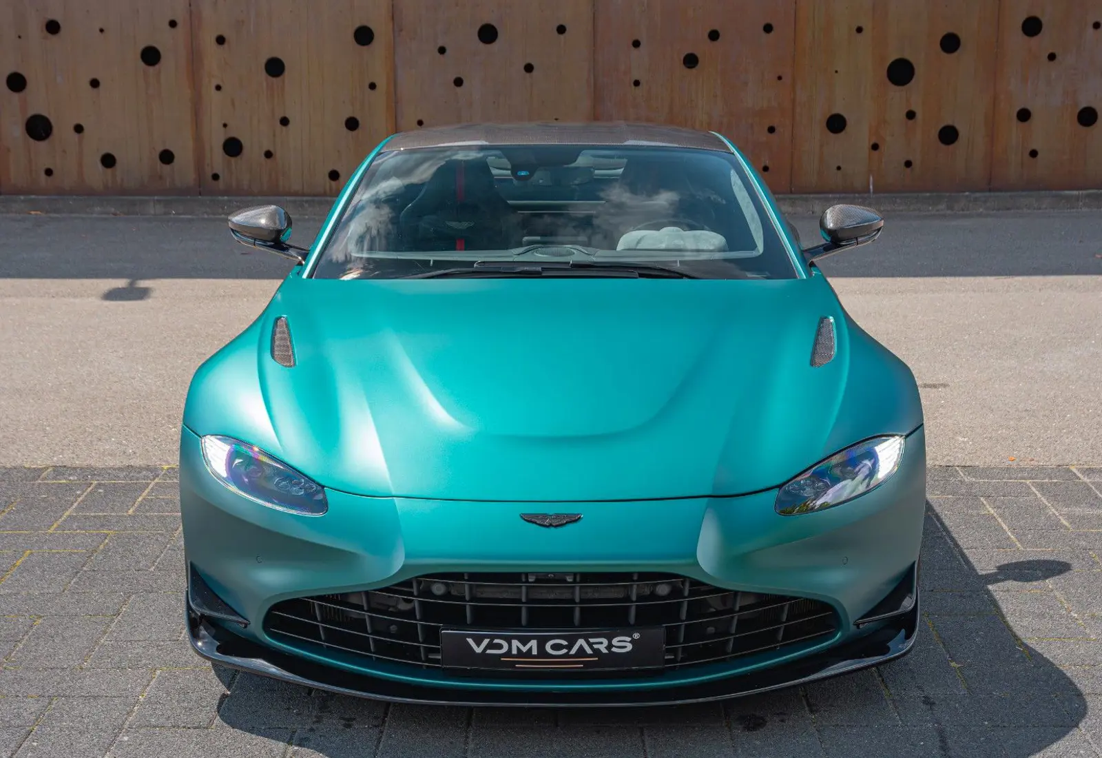 Aston Martin Vantage F1 * CARBON * AEROKIT * 360 * ELEC.SEAT - 110217