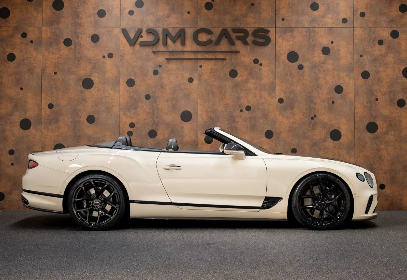 Bentley Continental GTC * MANSORY * Carbon * Blackline * B&amp;O *  - 109004