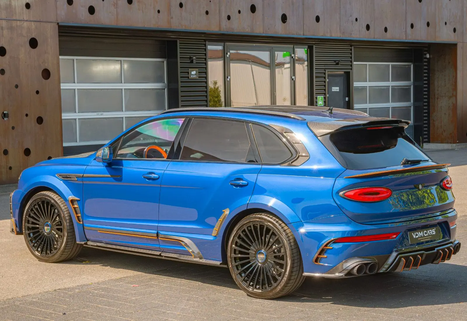 Bentley Bentayga V8 MANSORY * FULL CARBON * CERAMIC BRAKES *  - 85813