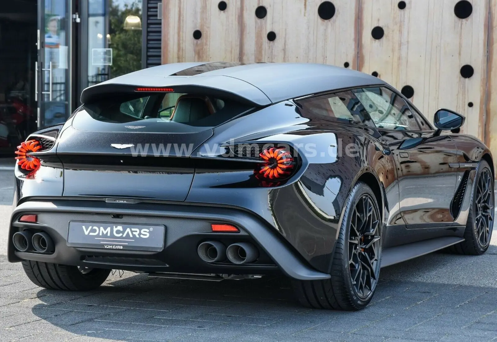Aston Martin Vanquish Zagato Shooting Brake | 1 of 99 | NEW - 102393