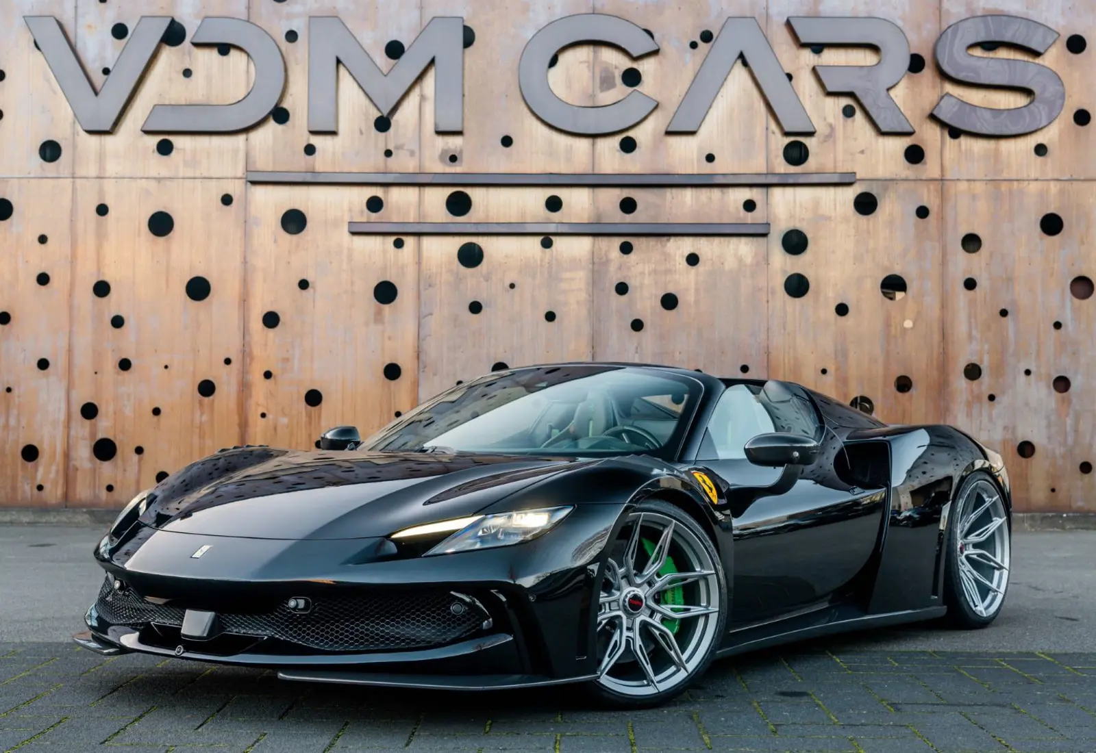 Ferrari 296 GTS N-LARGO * 1 OF 15 * FULL CARBON * LIFT * ADAS *  - 144720