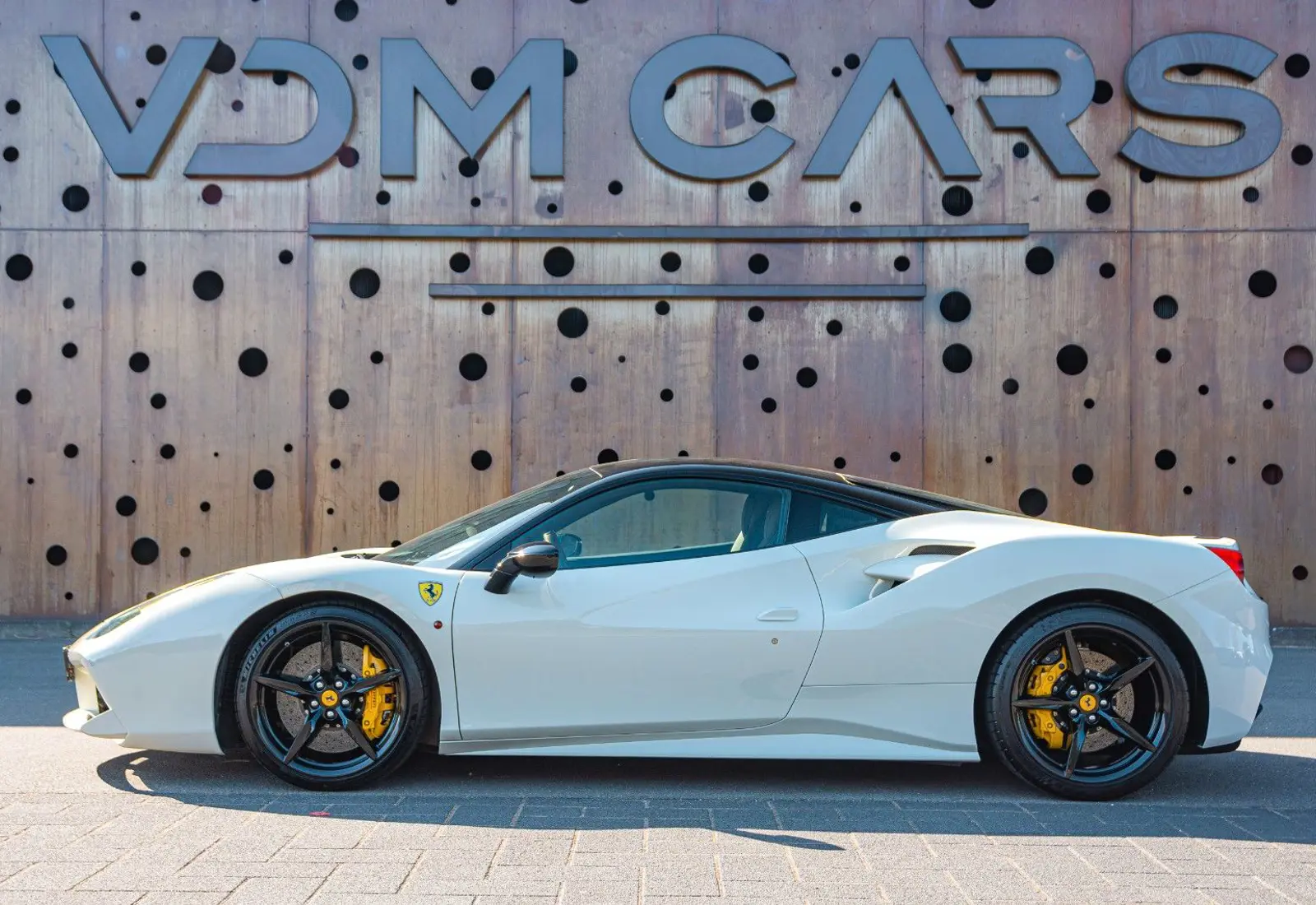 Ferrari 488 GTB * Lift * Pass. Display * Sport Exhaust *  - 83186