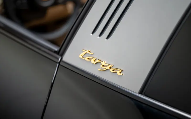 Porsche 911 Targa 4S Heritage Edition * 1 OF 992 * DESIGN *  - 174313