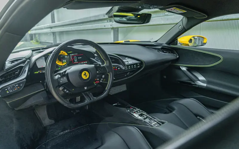 Ferrari SF90 Stradale * ATELIER * GIALLO TRIPLO * CARBON * TAILO - 138933