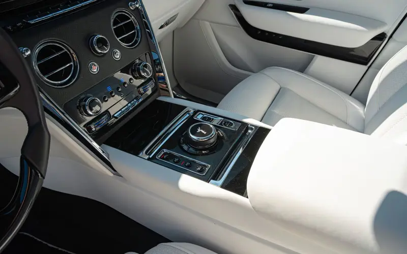 Rolls-Royce Cullinan MANSORY * FORGED CARBON * ONLY 7600 KM *  - 136369