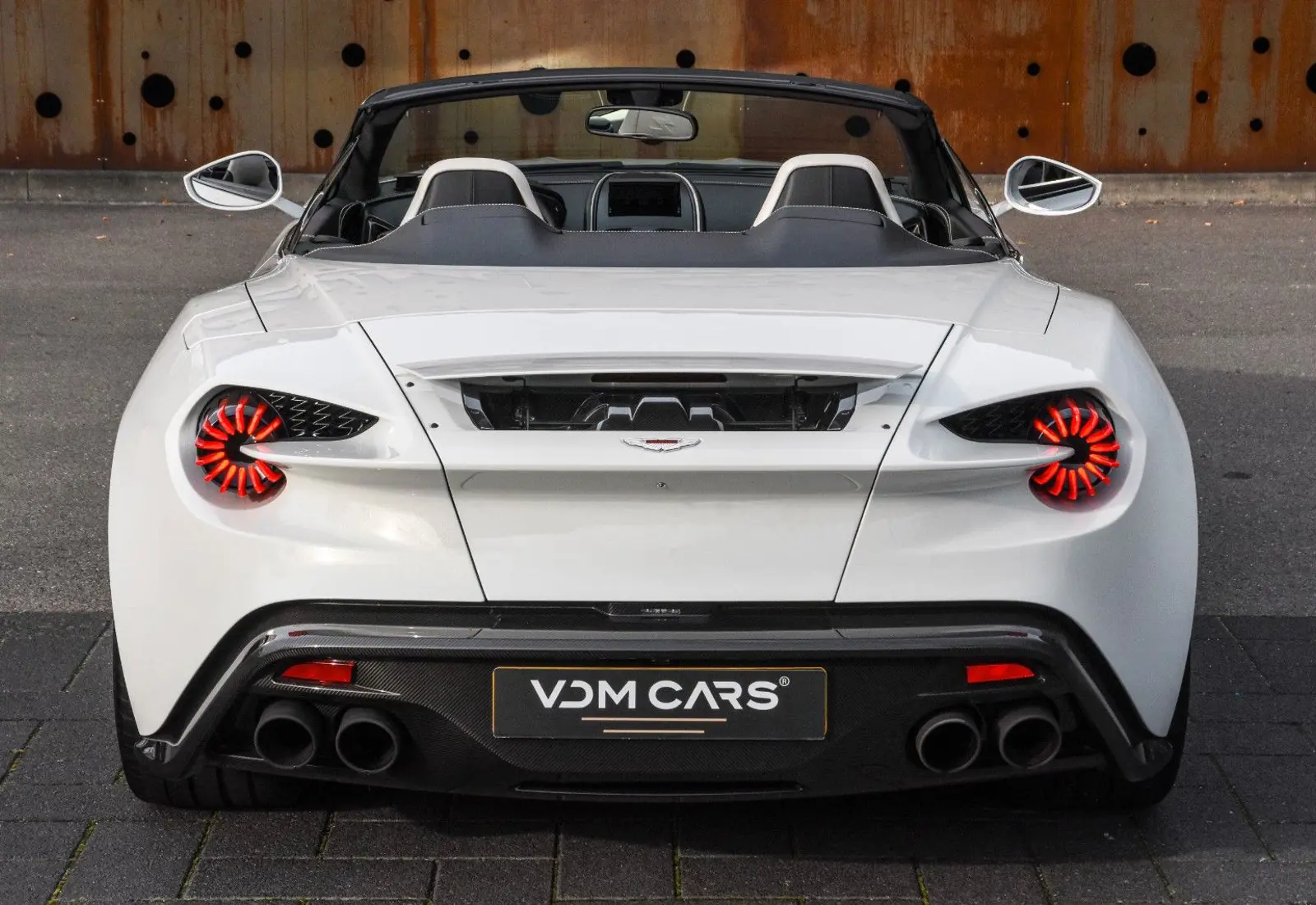 Aston Martin Vanquish Zagato Volante * 1 OF 99 * ONLY 7.000KM *  - 58087