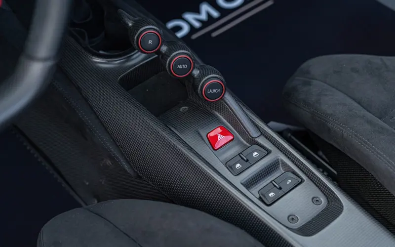 Ferrari 488 Pista Spider * CARBON 12X * 635KM * NEW SERVICE *  - 132806