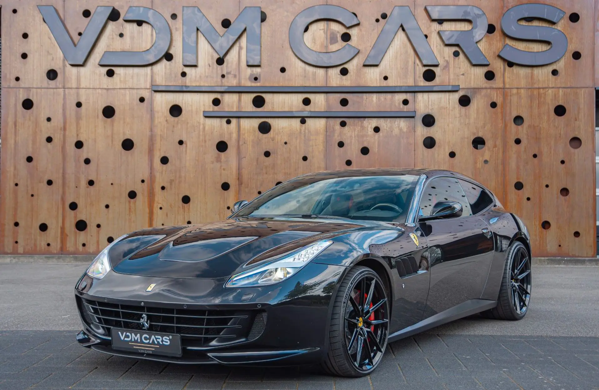 Ferrari - GTC4Lusso - 116515