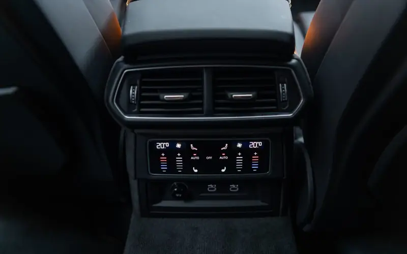 Lamborghini Urus SE * KERES MATTE * SONUS * MAINTENANCE PACK * 23" *  - 127987