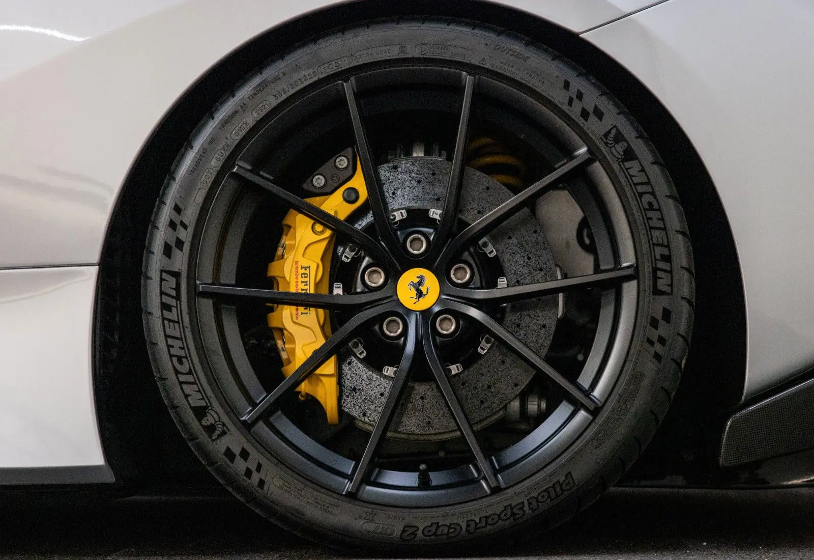 Ferrari 488 3.9 Pista * FULLPPF * LIFT * CARBON *  - 108090