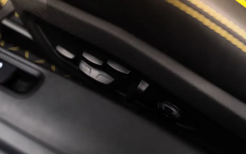 Porsche 992 BRABUS ROCKET R * 1 OF 25 * 900HP * CARBON * LIFT *  - 174524